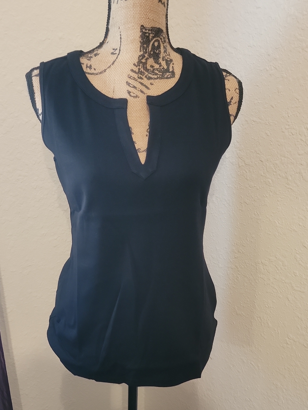 NWT Sleeveless Split V-Neck Tank
